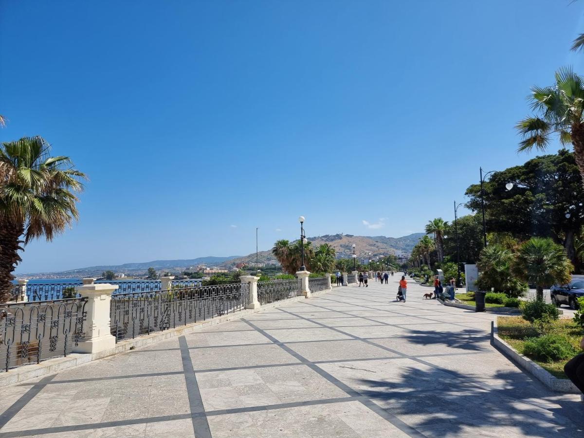 شقة Loft Magna Grecia Reggio Calabria Centro Storico A 3 Minuti A Piedi Dal Mare المظهر الخارجي الصورة