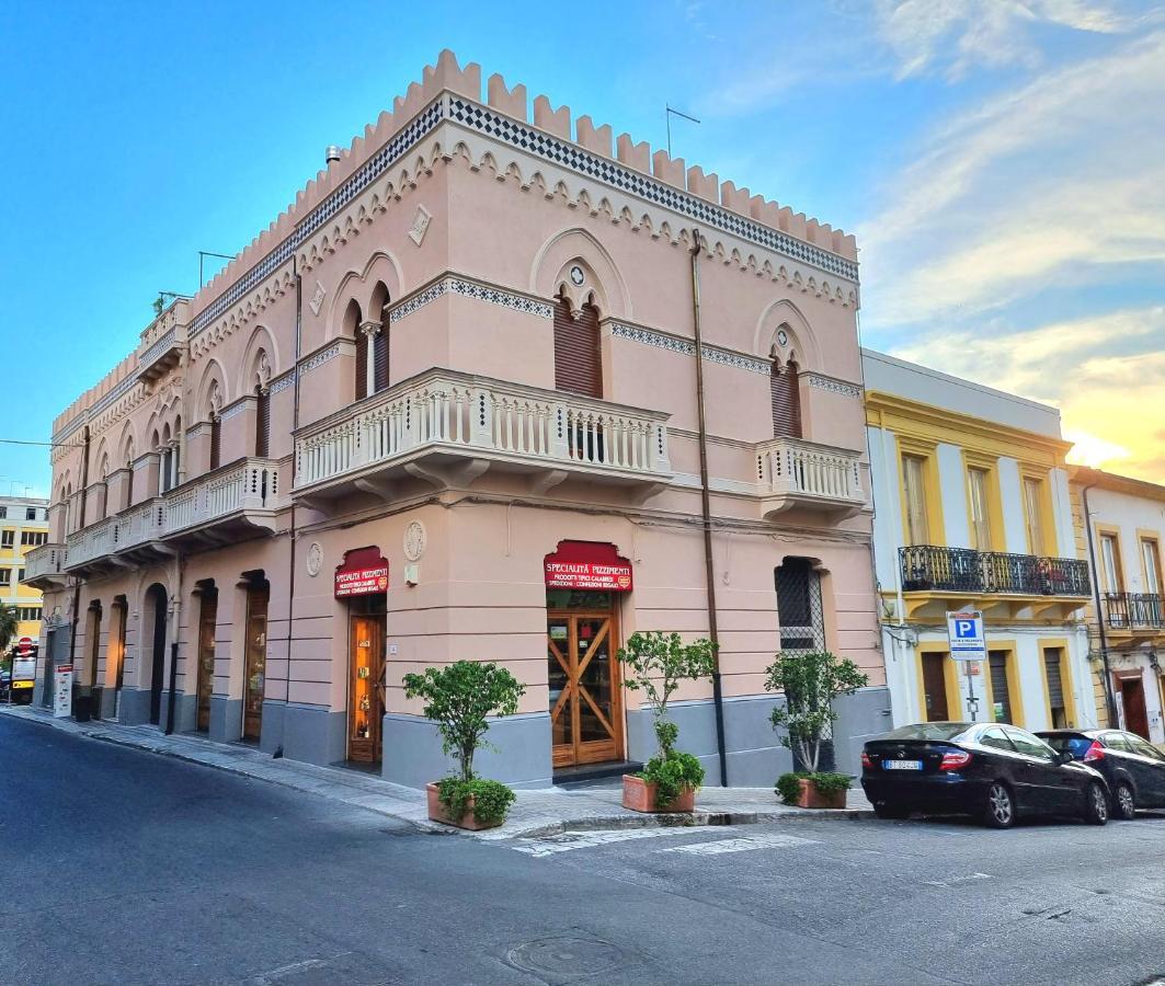 شقة Loft Magna Grecia Reggio Calabria Centro Storico A 3 Minuti A Piedi Dal Mare المظهر الخارجي الصورة