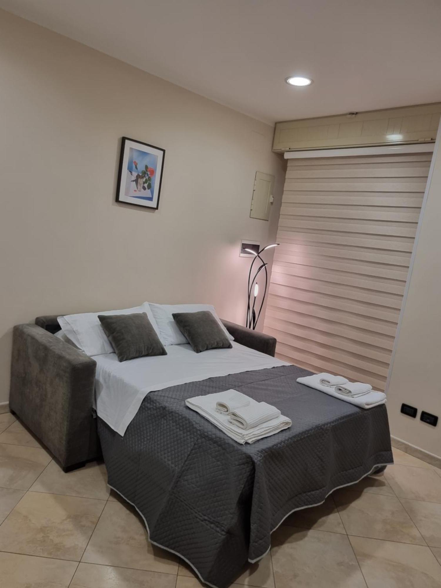 شقة Loft Magna Grecia Reggio Calabria Centro Storico A 3 Minuti A Piedi Dal Mare المظهر الخارجي الصورة
